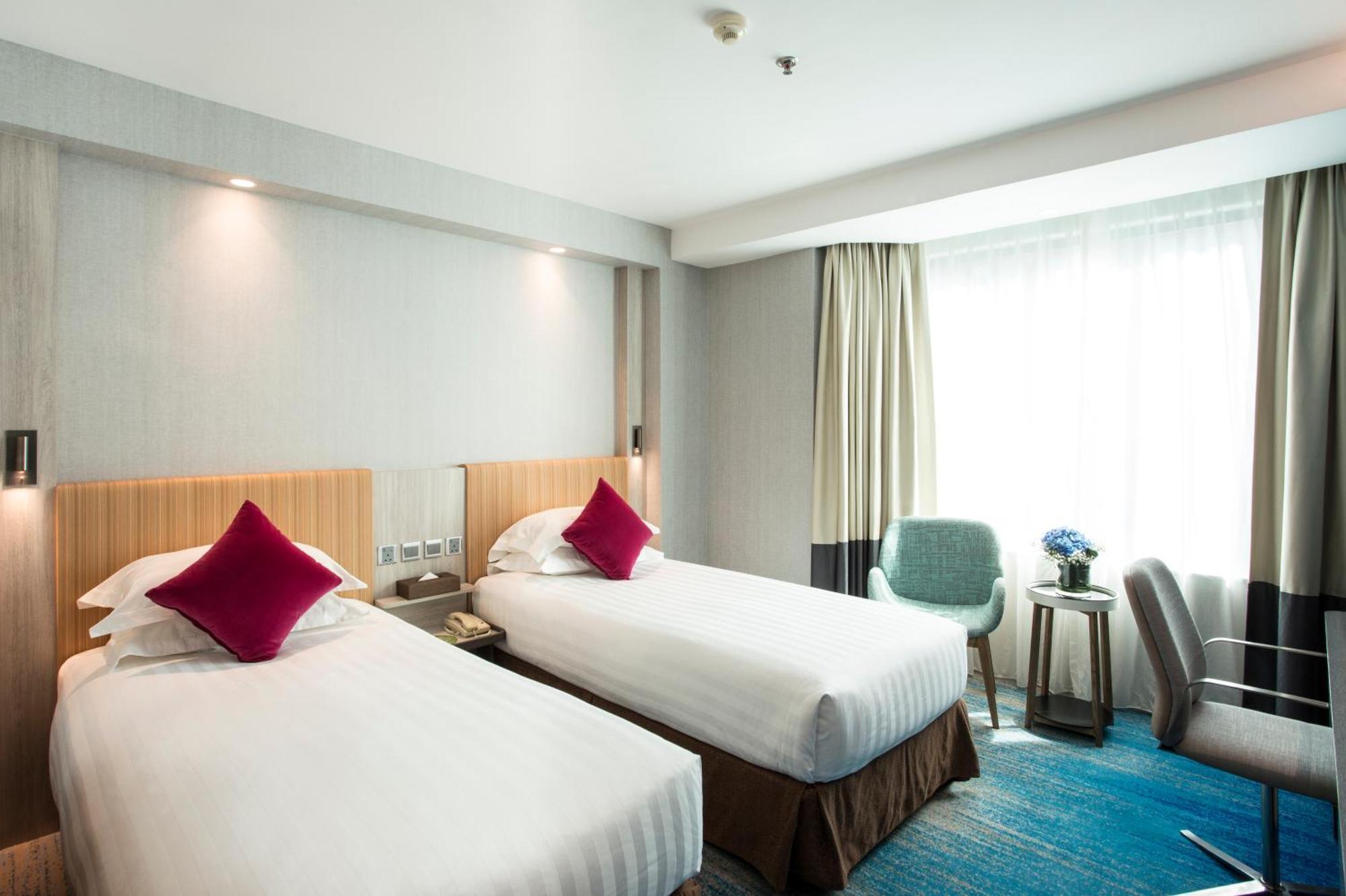 Wharney Hotel 4*